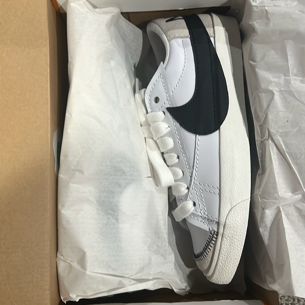 Nike Blazer Low 77 - never worn